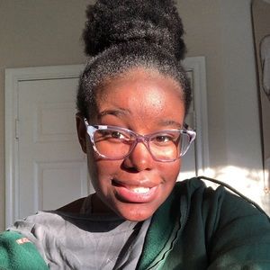 Meet your Posher, Ashley